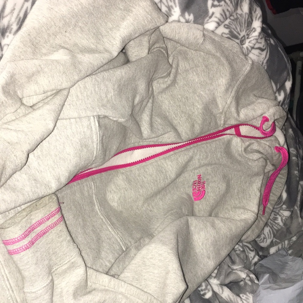 North face sweater